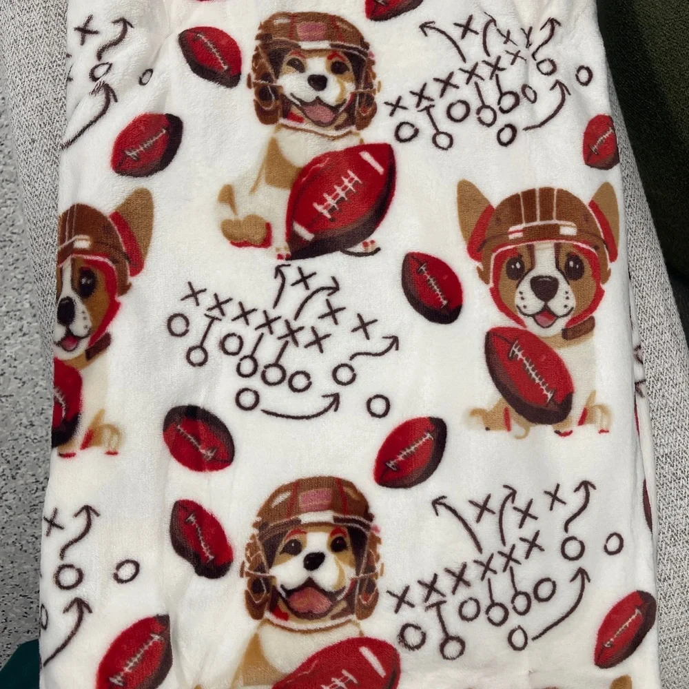 Fall Frenchies & Beagles Football Dogs French Bulldogs Plush Throw Blanket NWT